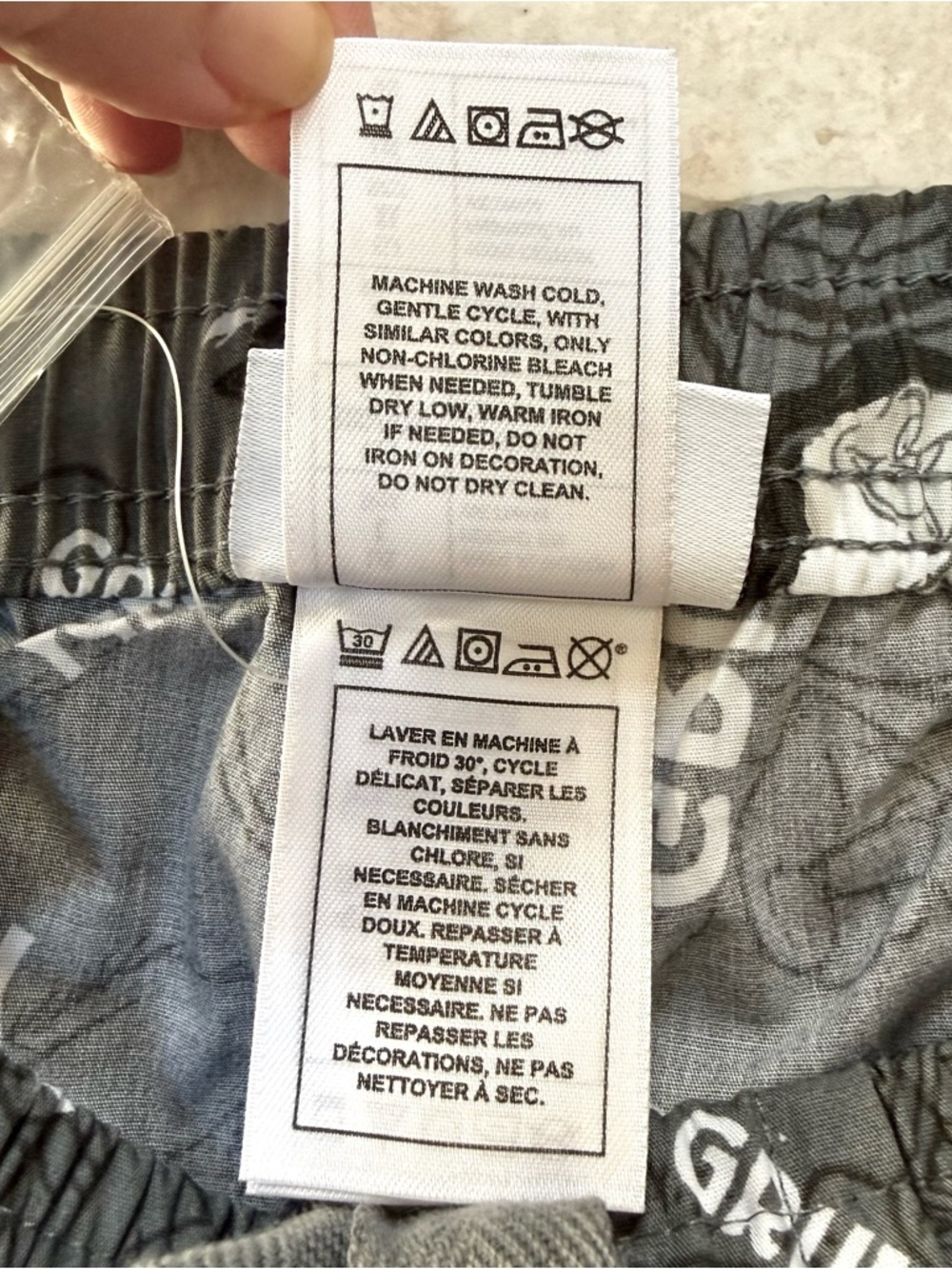 NWT Disney Parks ‘Grumpy’ Unisex Lounge Pants - Picture 10 of 10
